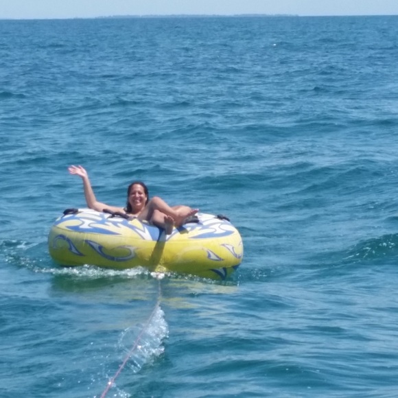 Meet your Posher, Naya - Picture 4 of 7